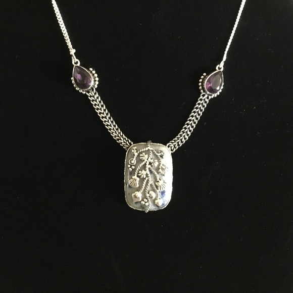 TAMERLANE SQUARE STONE W/ DESIGN ON FRONT AND TWO PEAR AMETHYST STERLING SILVER - Picture 2 of 9
